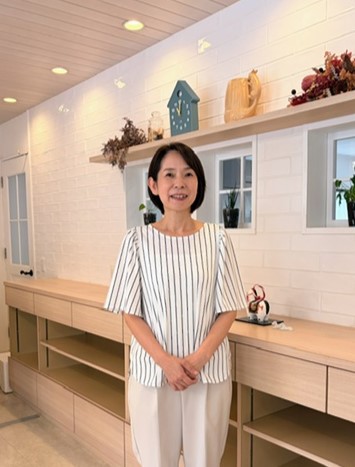 事務　松川　陽子